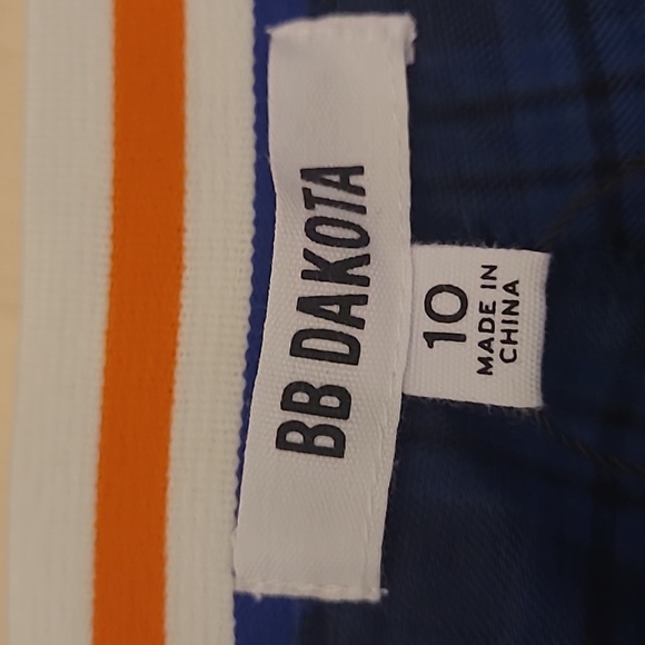 NWT BB Dakota Work it Out Blue Plaid Cropped Pants with Pockets - Picture 9 of 16